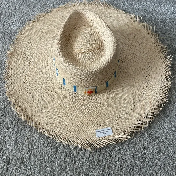 Sunshine Tienda Palm Fringe Hat - Picture 1 of 6